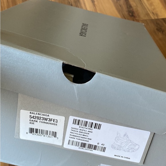 Balenciaga Shoes - Picture 6 of 6